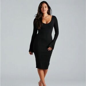 Windsor Cute in the City V-Neck MIDI dress. Never worn. NWT